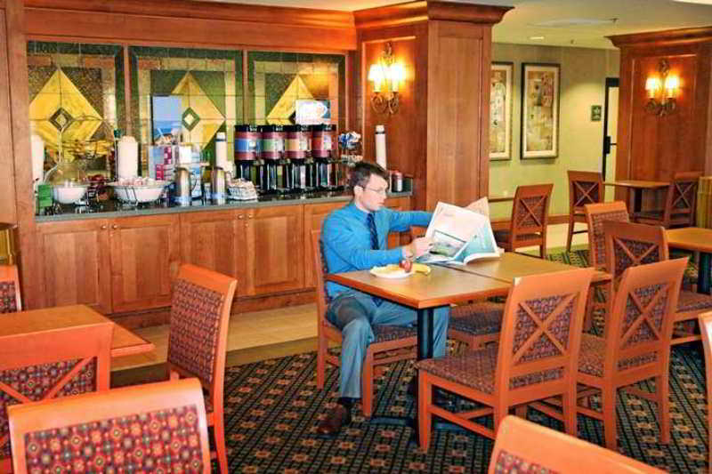 Hampton Inn Indianapolis/Carmel Ristorante foto